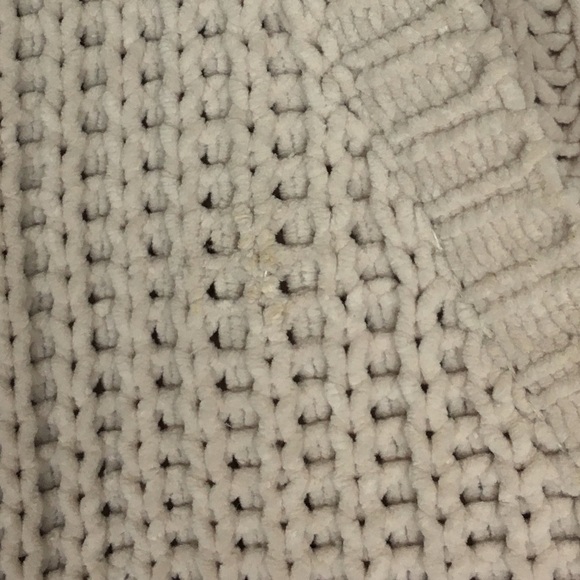 POL Chenille Sweater Hi Lo Short Sleeve V Neck Cozy Oversized Knit Size Small - Picture 9 of 11